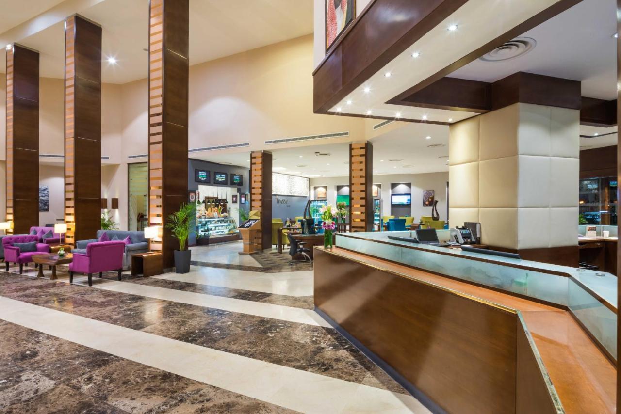 Holiday Inn Riyadh Al Qasr, An Ihg Hotel Ngoại thất bức ảnh